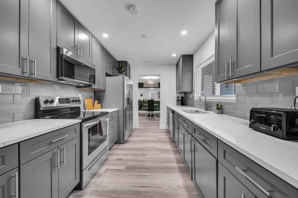 Sweet Escape 5 Br/2Ba Min From Airport And Beach Fort Lauderdale Exteriör bild